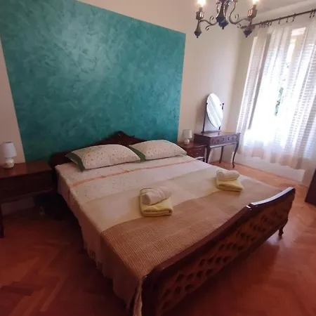 Apartamento Bugenvilija Split